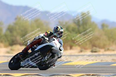 media/Oct-20-2024-CVMA (Sun) [[d4a3dff211]]/Race 12- Formula 40 MW and LW/